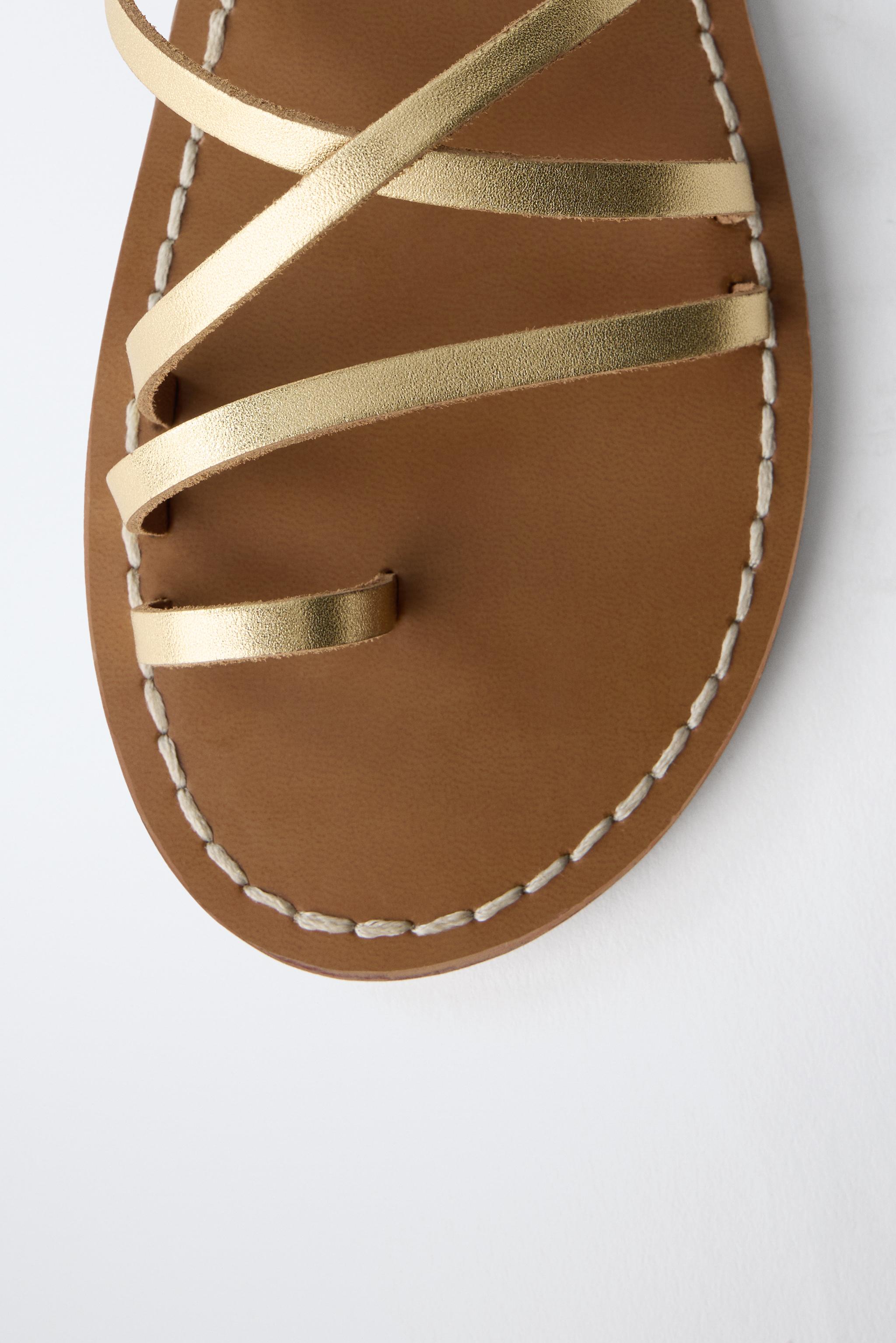 LEATHER SANDALS